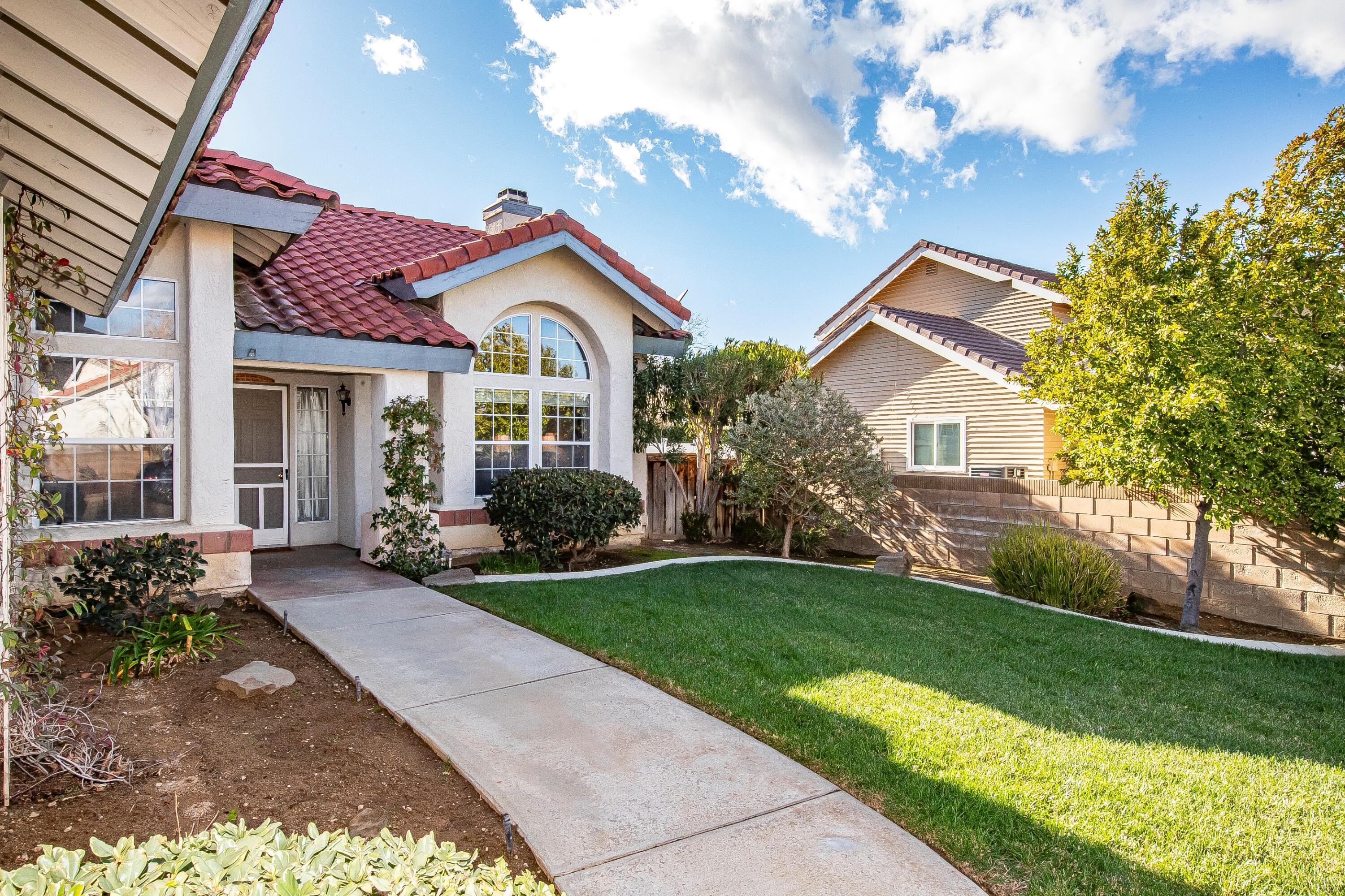 Quartz Hill, California 93536, United States, 3 Bedrooms Bedrooms, ,2 BathroomsBathrooms,Residential,Pending,84953