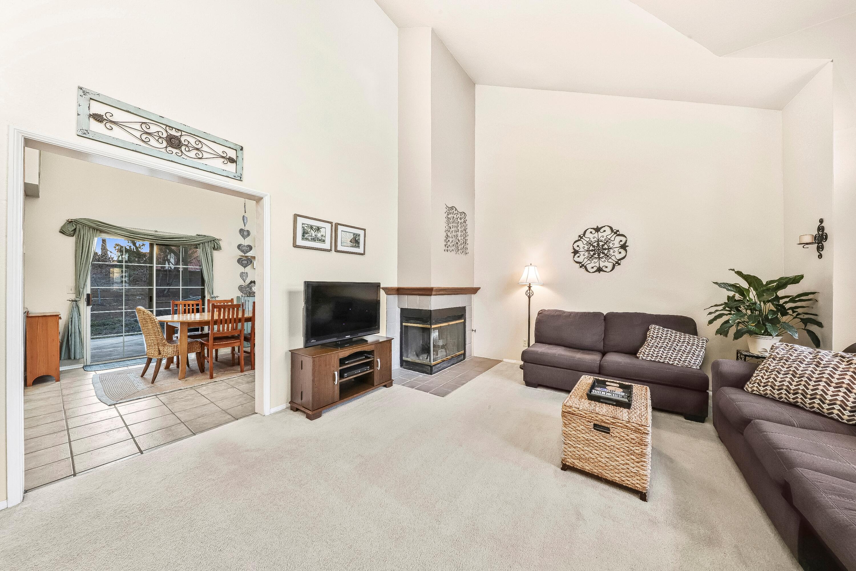 Quartz Hill, California 93536, United States, 3 Bedrooms Bedrooms, ,2 BathroomsBathrooms,Residential,Pending,84953