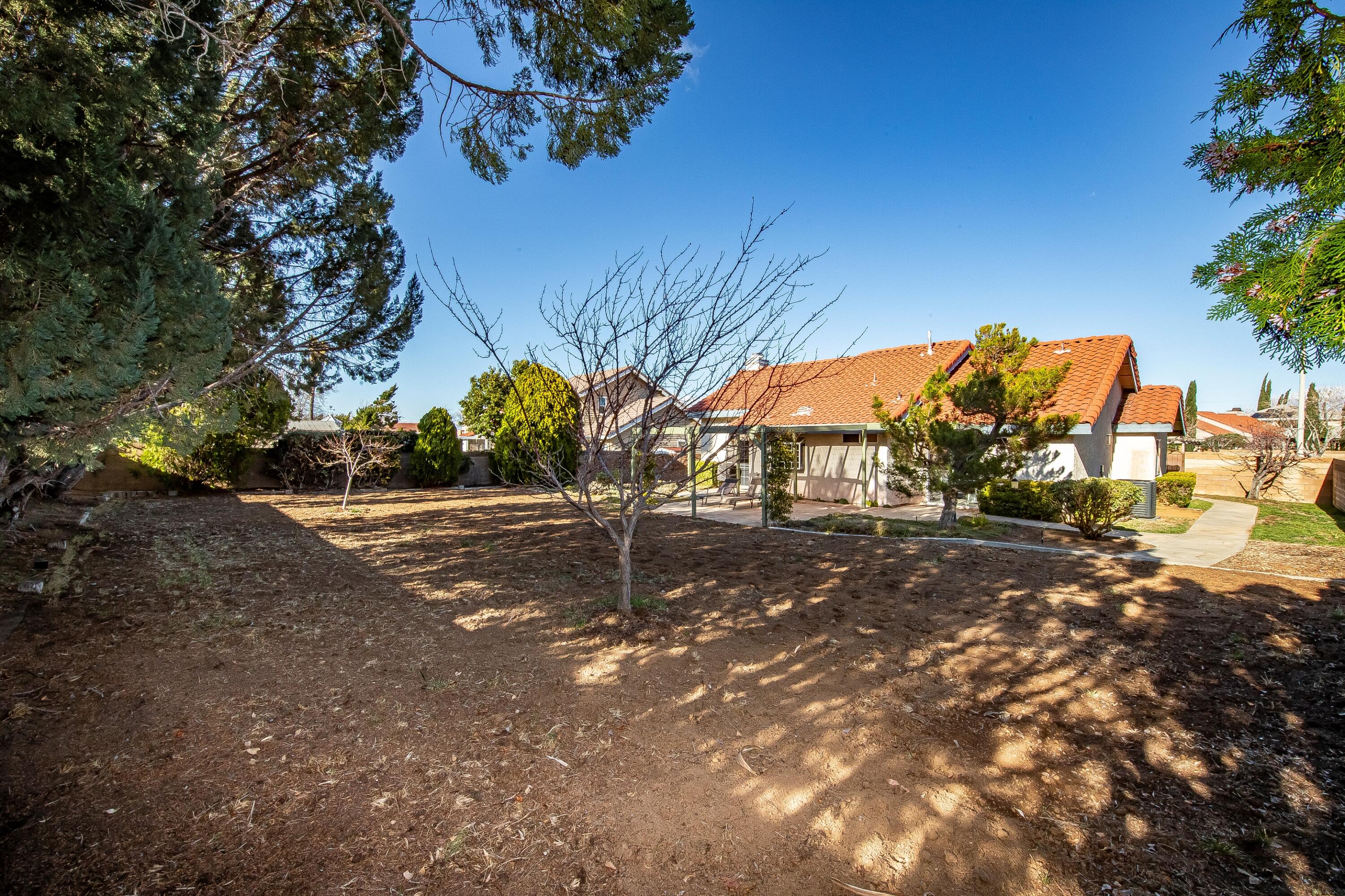 Quartz Hill, California 93536, United States, 3 Bedrooms Bedrooms, ,2 BathroomsBathrooms,Residential,Pending,84953