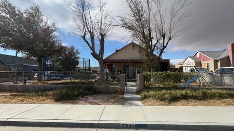 A home in Mojave