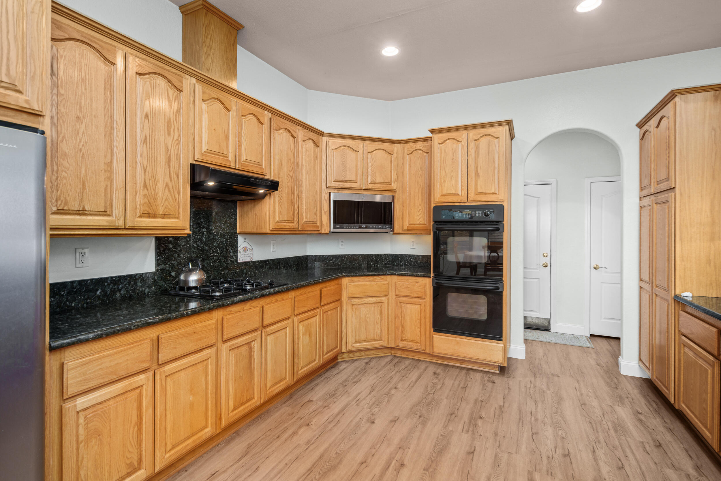 Lancaster, California 93536, United States, 3 Bedrooms Bedrooms, ,3 BathroomsBathrooms,Residential,Active,28657