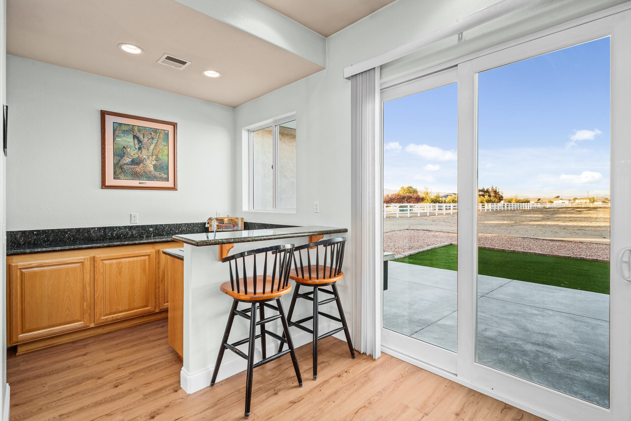 Lancaster, California 93536, United States, 3 Bedrooms Bedrooms, ,3 BathroomsBathrooms,Residential,Active,28657