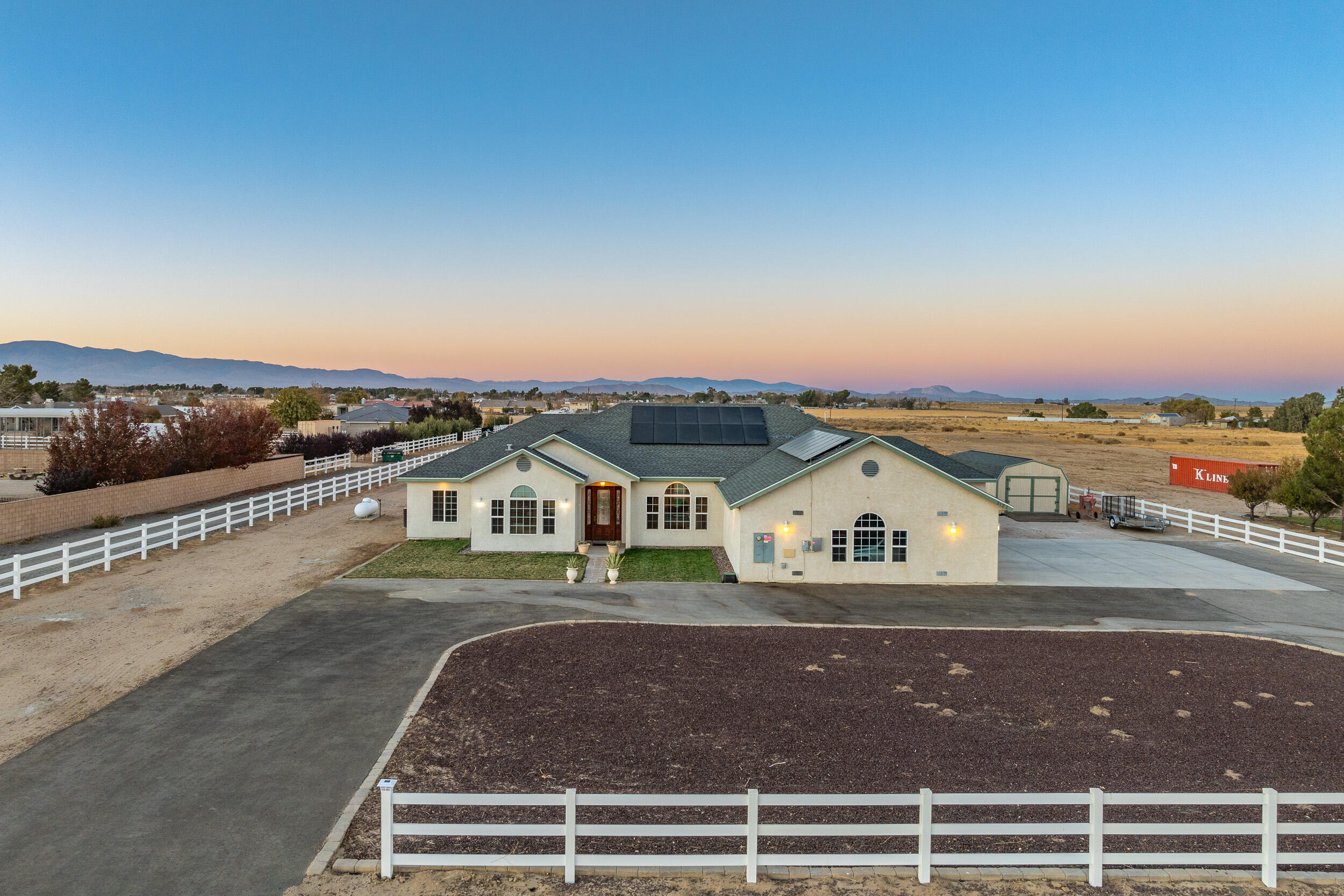 Lancaster, California 93536, United States, 3 Bedrooms Bedrooms, ,3 BathroomsBathrooms,Residential,Active,28657