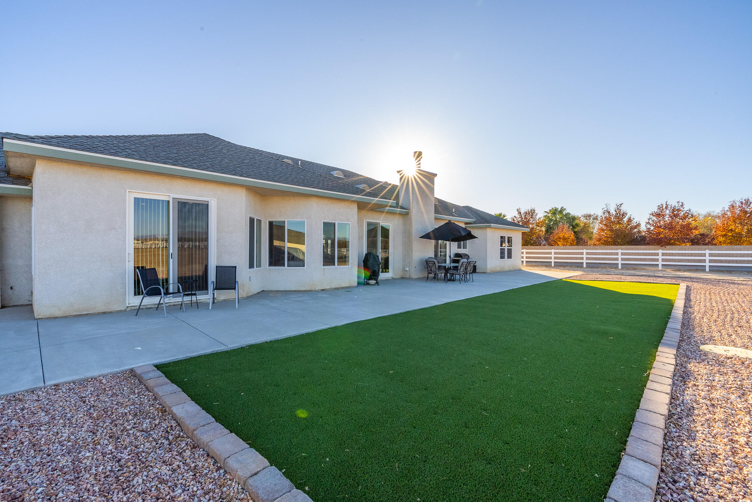 Lancaster, California 93536, United States, 3 Bedrooms Bedrooms, ,3 BathroomsBathrooms,Residential,Active,28657