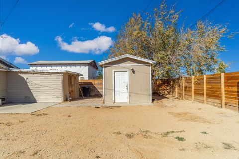 A home in Mojave