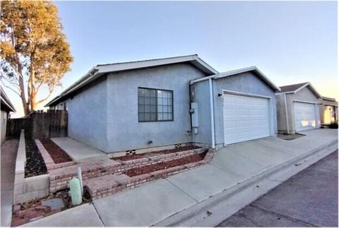 Single Family Residence in Rosamond CA 2324 Panorama Ln Ln.jpg