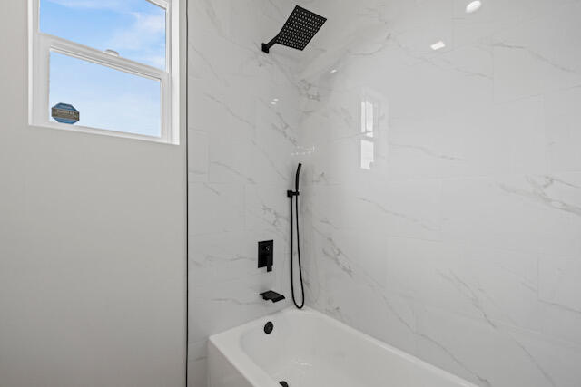 Lancaster, California 93536, United States, 4 Bedrooms Bedrooms, ,3 BathroomsBathrooms,Residential,Active,5639