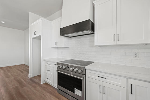 Lancaster, California 93536, United States, 4 Bedrooms Bedrooms, ,3 BathroomsBathrooms,Residential,Active,5639