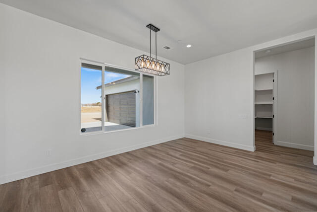 Lancaster, California 93536, United States, 4 Bedrooms Bedrooms, ,3 BathroomsBathrooms,Residential,Active,5639