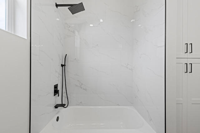 Lancaster, California 93536, United States, 4 Bedrooms Bedrooms, ,3 BathroomsBathrooms,Residential,Active,5639