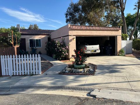 Single Family Residence in Rosamond CA 2336 Valley Vista Drive.jpg