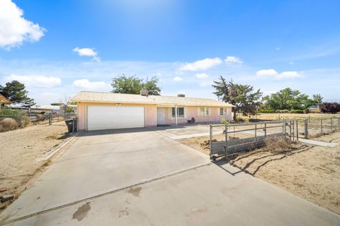 Single Family Residence in Lancaster CA 41104 171st Street.jpg