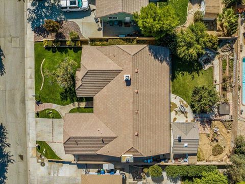 A home in Quartz Hill