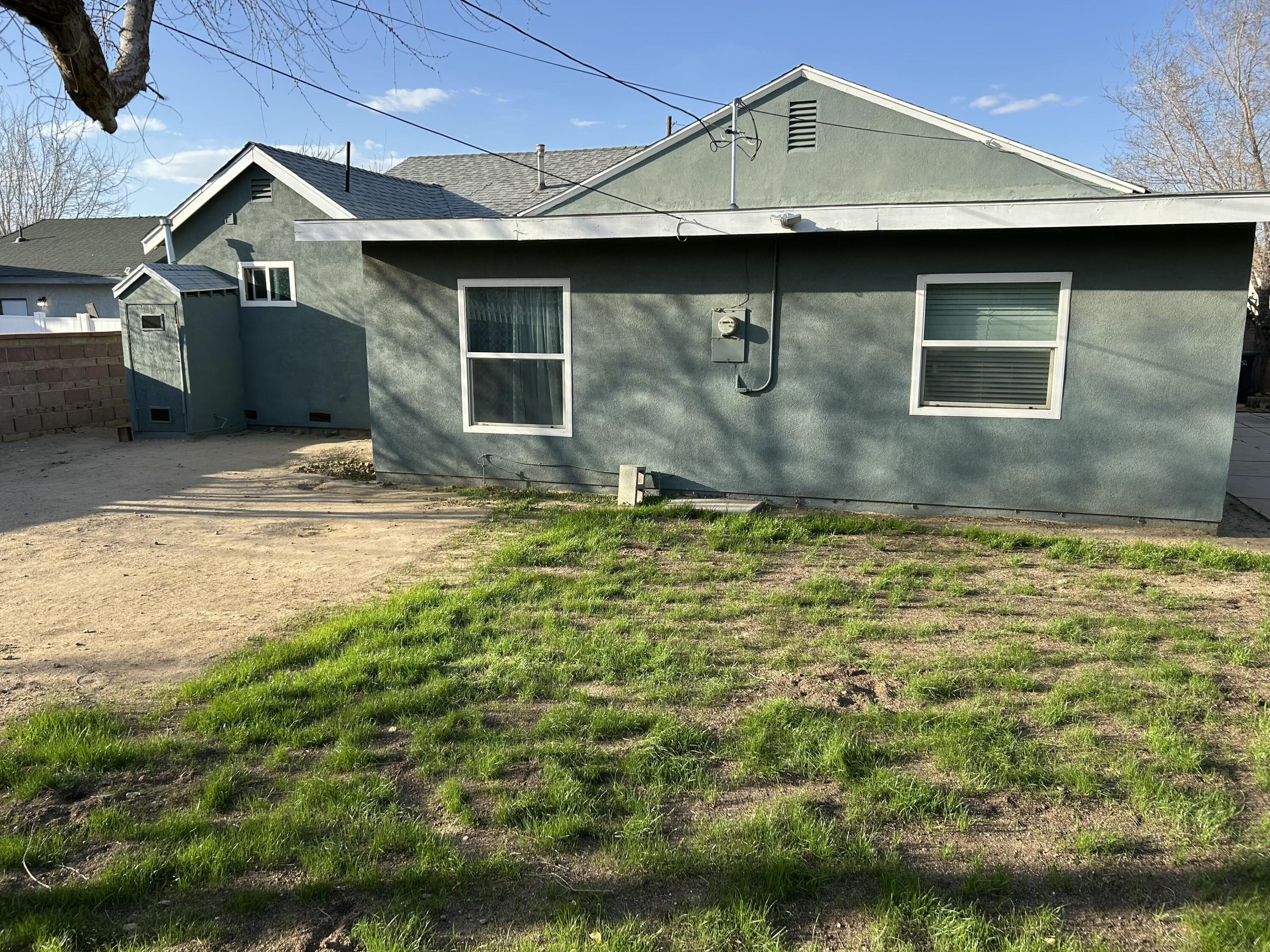 Lancaster, California 93534, United States, 5 Bedrooms Bedrooms, ,2 BathroomsBathrooms,Residential,Active,25512