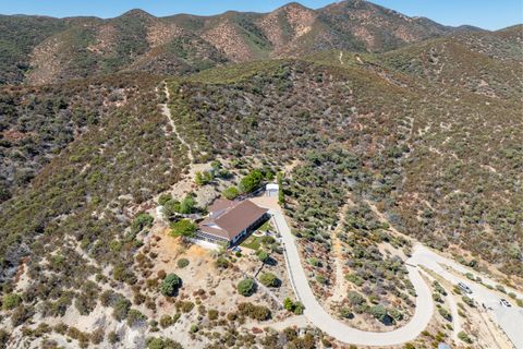 A home in Leona Valley