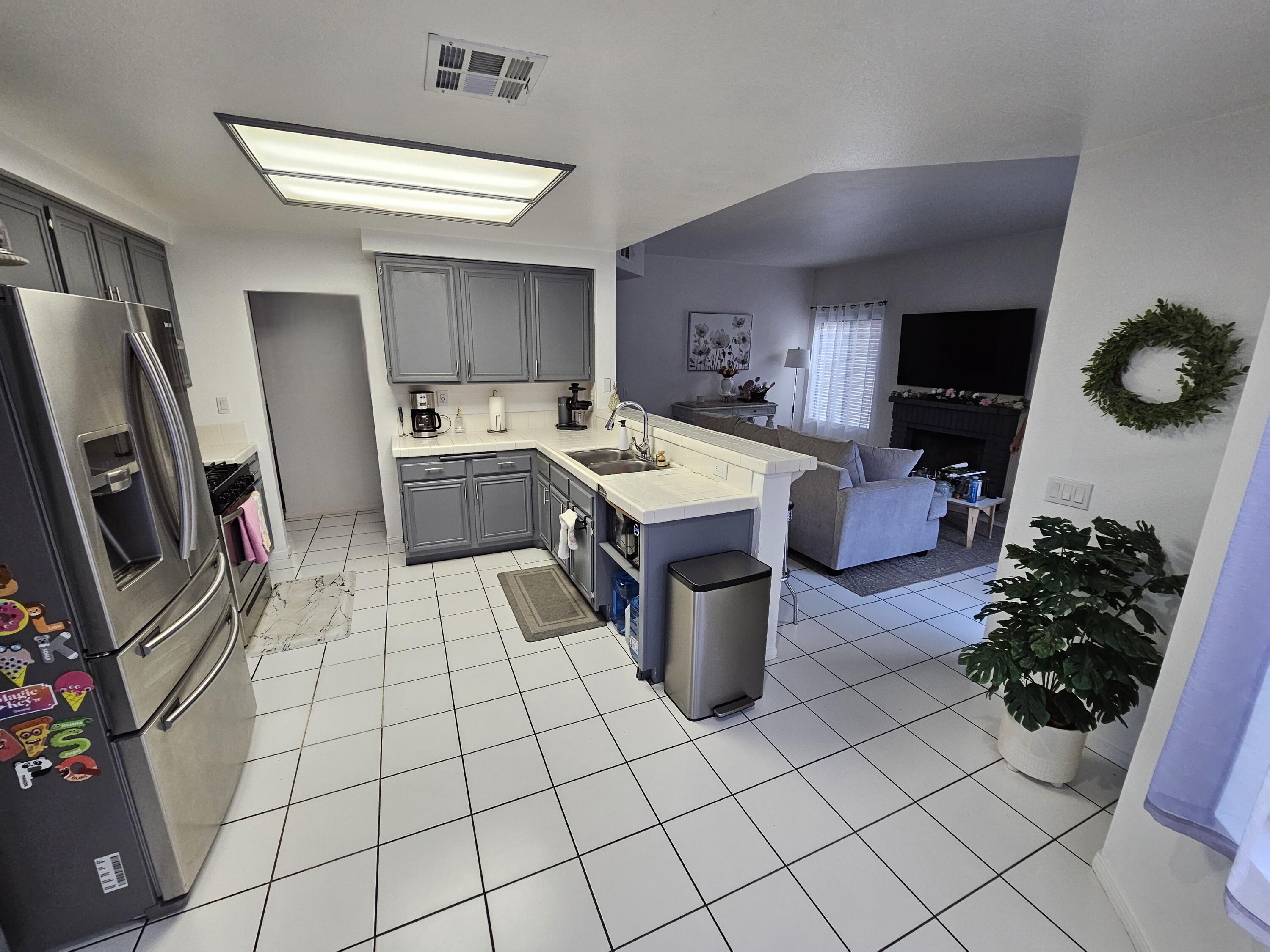 Palmdale, California 93551, United States, 5 Bedrooms Bedrooms, ,3 BathroomsBathrooms,Residential,Active,118865