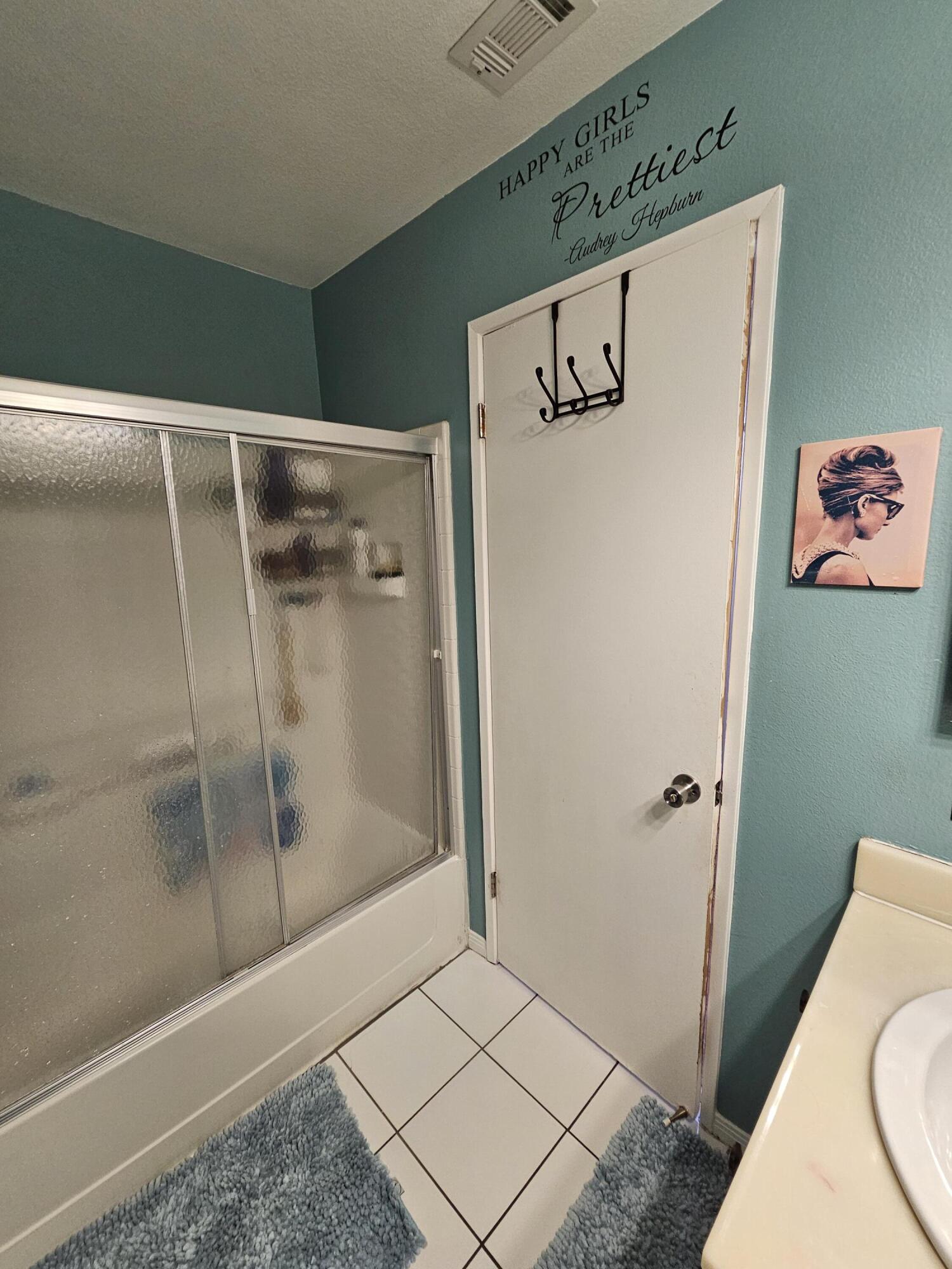 Palmdale, California 93551, United States, 5 Bedrooms Bedrooms, ,3 BathroomsBathrooms,Residential,Active,118865