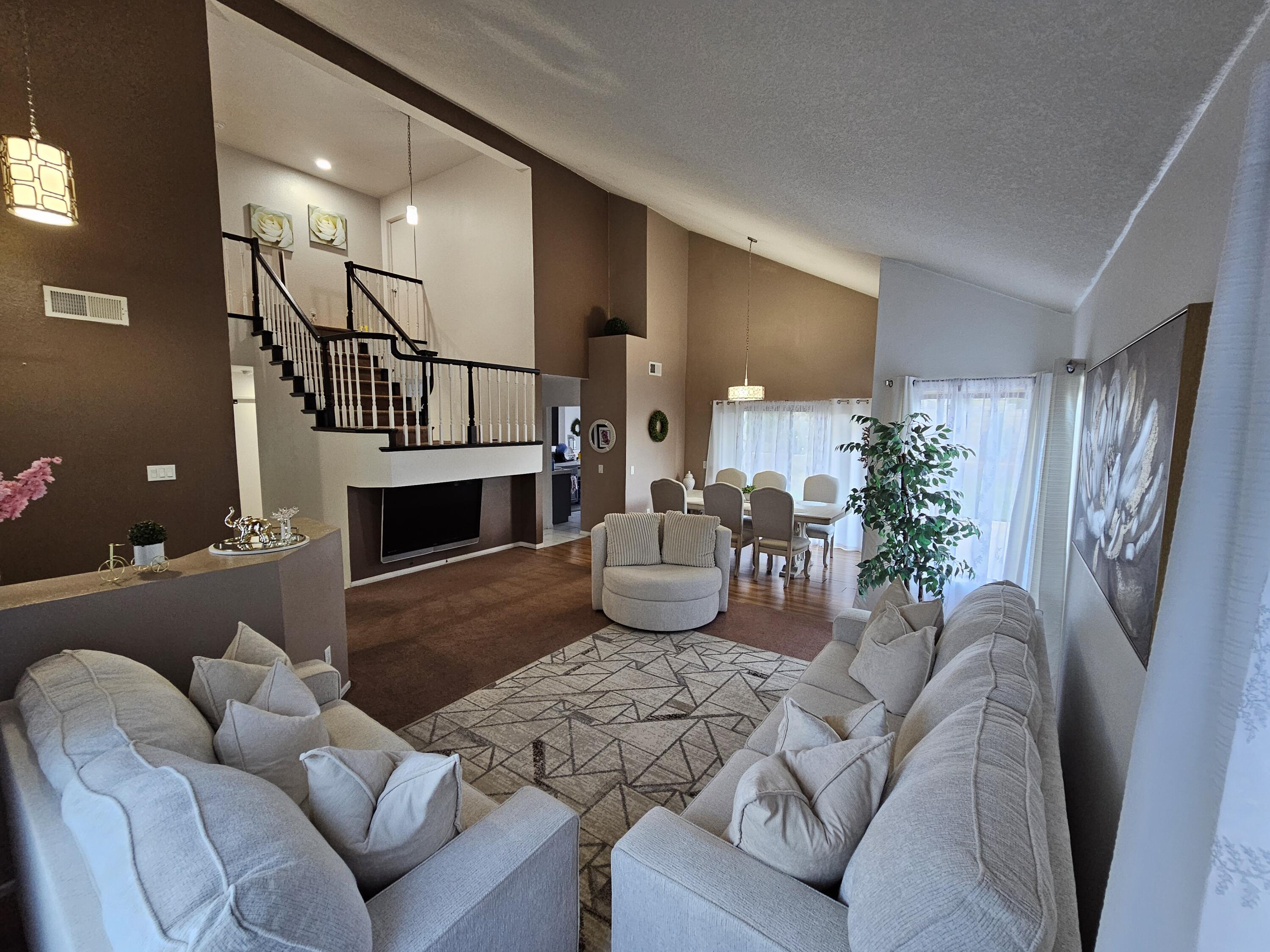 Palmdale, California 93551, United States, 5 Bedrooms Bedrooms, ,3 BathroomsBathrooms,Residential,Active,118865