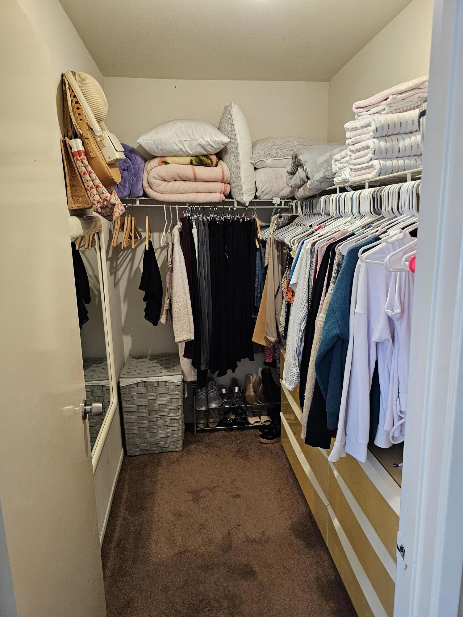 Palmdale, California 93551, United States, 5 Bedrooms Bedrooms, ,3 BathroomsBathrooms,Residential,Active,118865