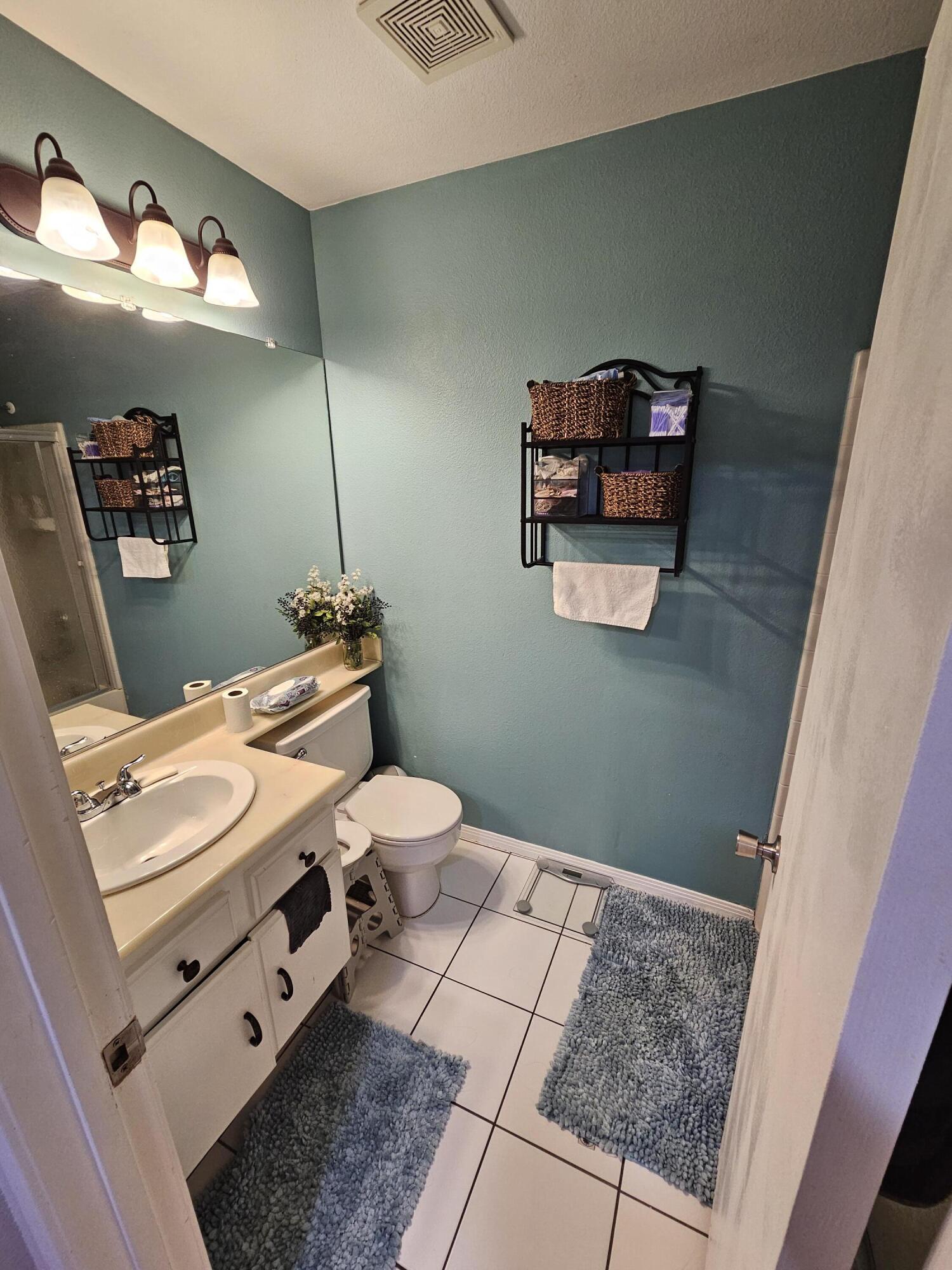 Palmdale, California 93551, United States, 5 Bedrooms Bedrooms, ,3 BathroomsBathrooms,Residential,Active,118865