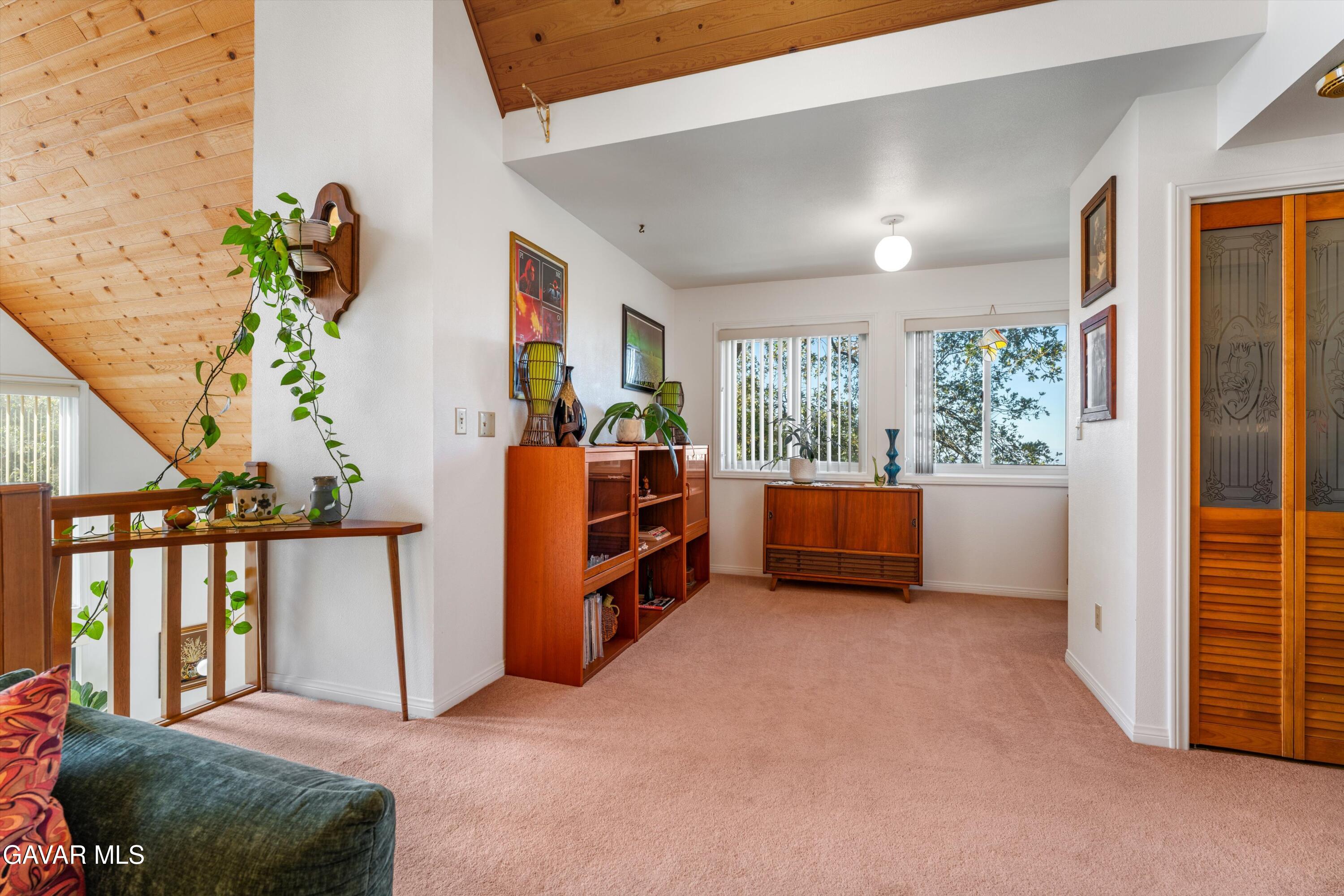 Tehachapi, California 93561, United States, 3 Bedrooms Bedrooms, ,2 BathroomsBathrooms,Residential,Active,242244