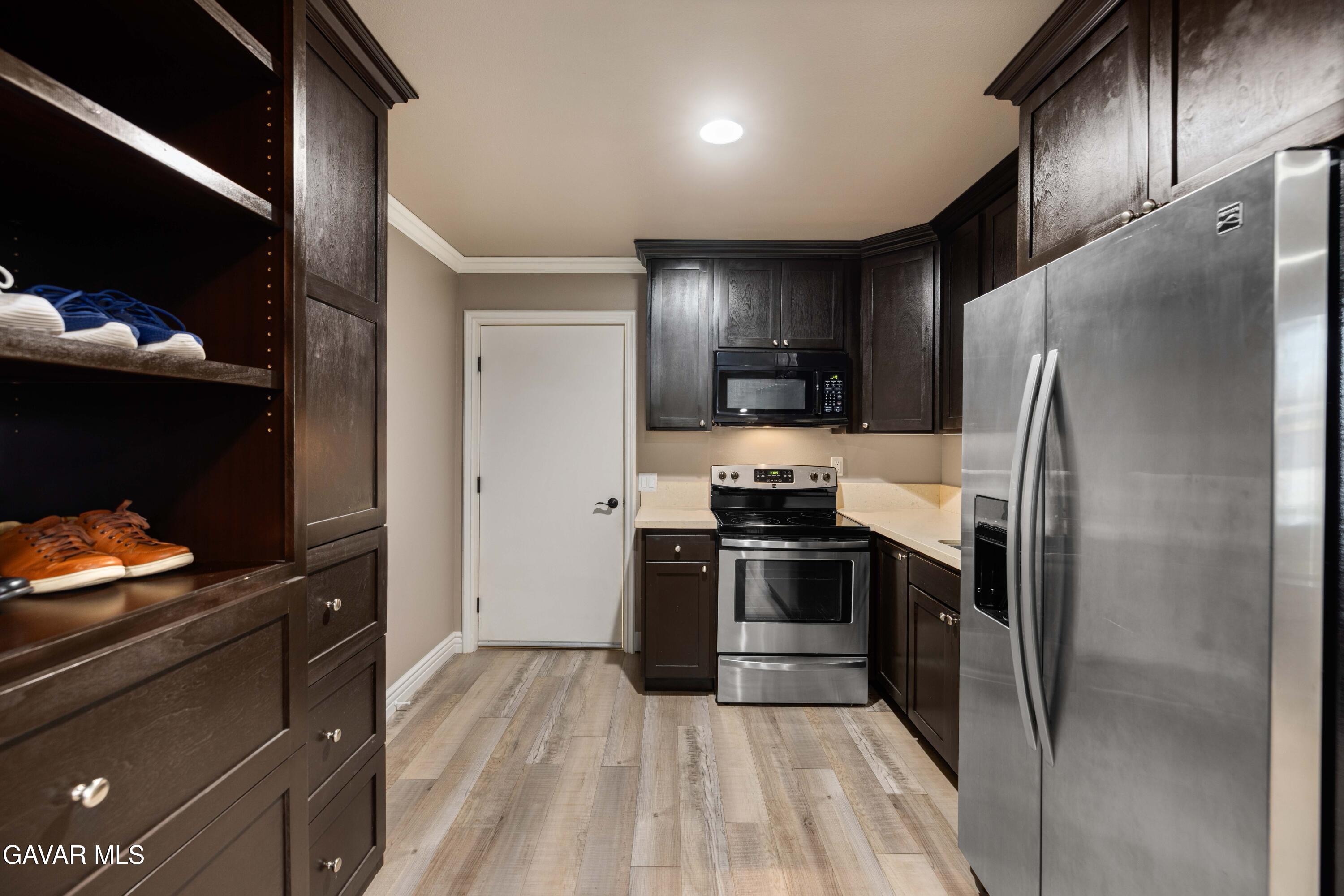 Lancaster, California, 93536, United States, 5 Bedrooms Bedrooms, ,5 BathroomsBathrooms,Residential,Active,2028251
