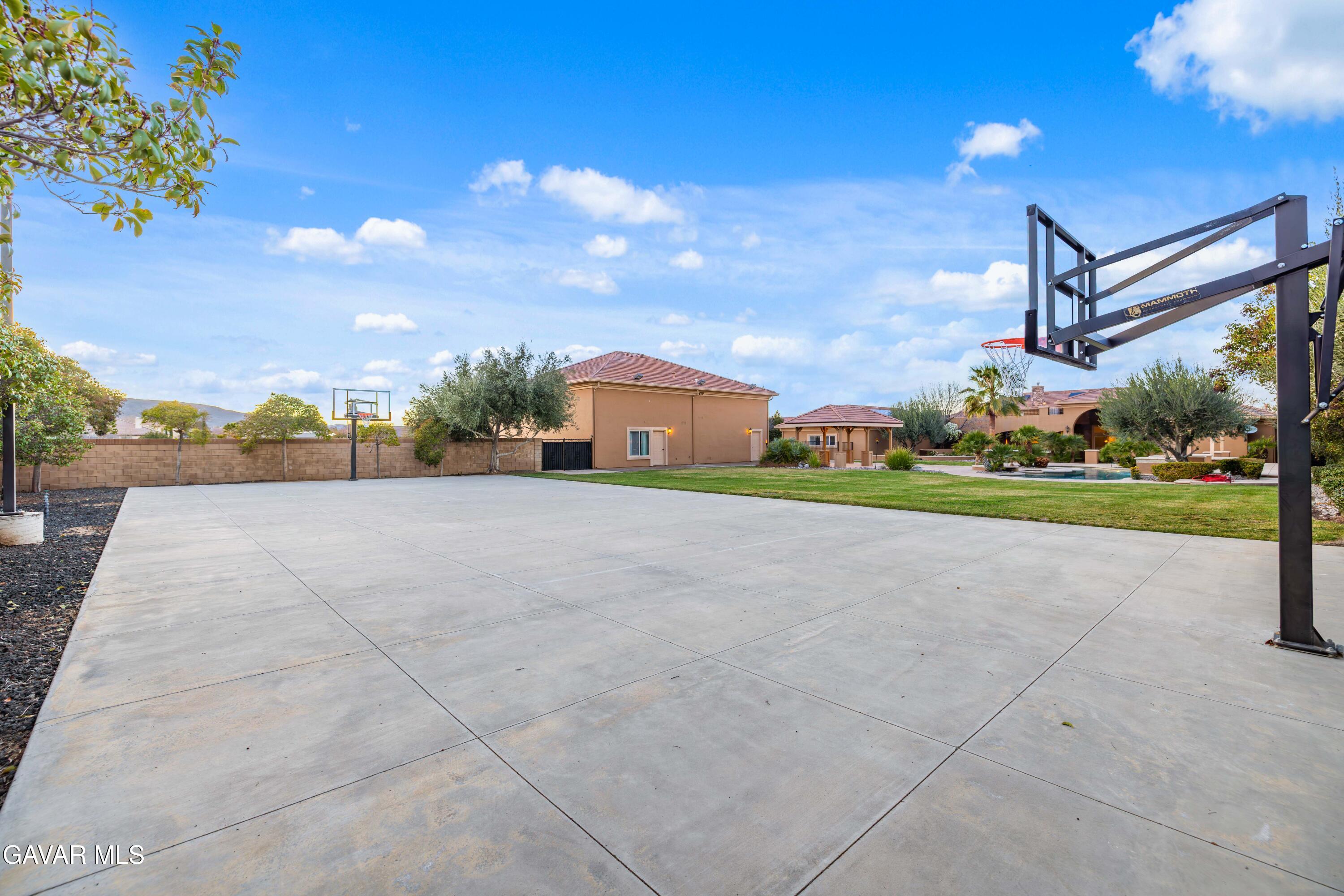 Lancaster, California, 93536, United States, 5 Bedrooms Bedrooms, ,5 BathroomsBathrooms,Residential,Active,2028251