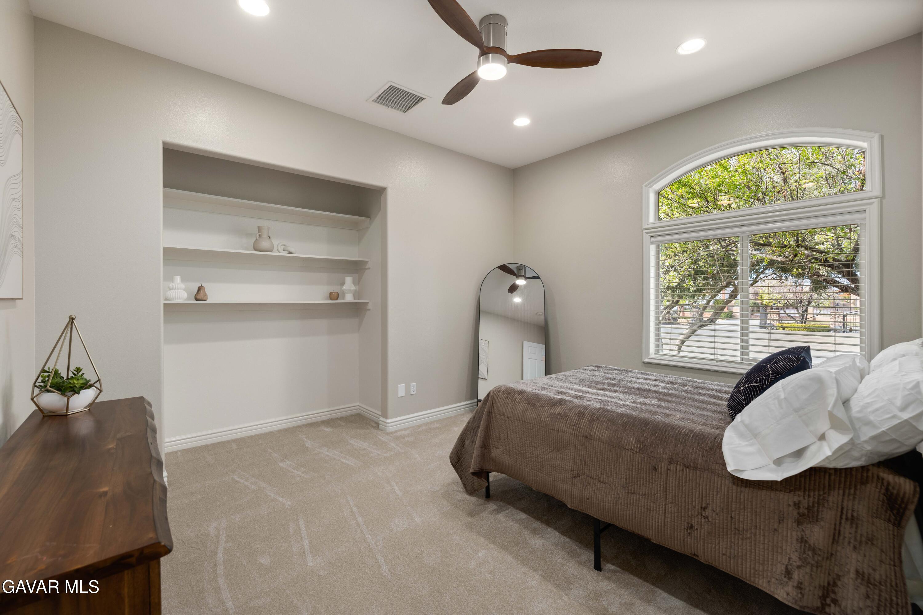 Lancaster, California, 93536, United States, 5 Bedrooms Bedrooms, ,5 BathroomsBathrooms,Residential,Active,2028251