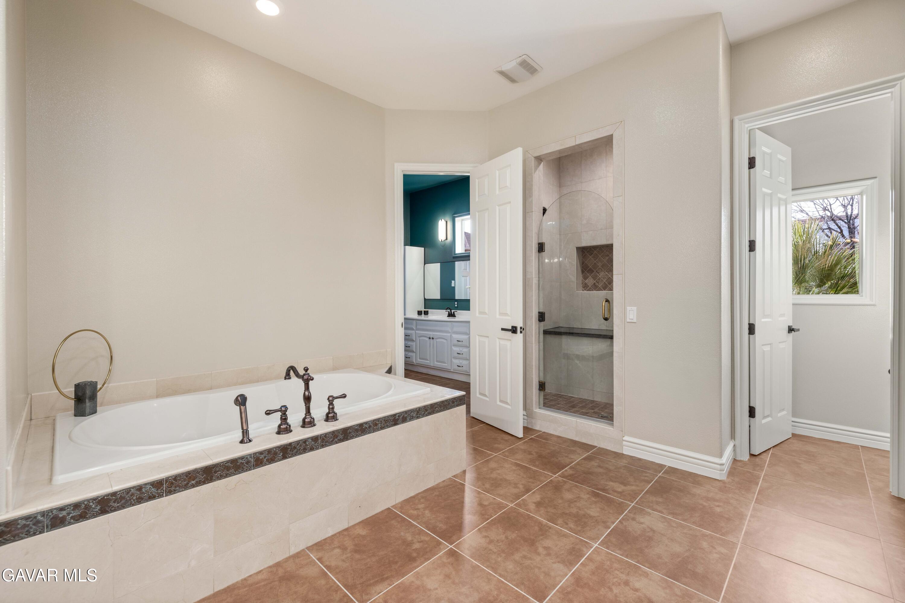 Lancaster, California, 93536, United States, 5 Bedrooms Bedrooms, ,5 BathroomsBathrooms,Residential,Active,2028251