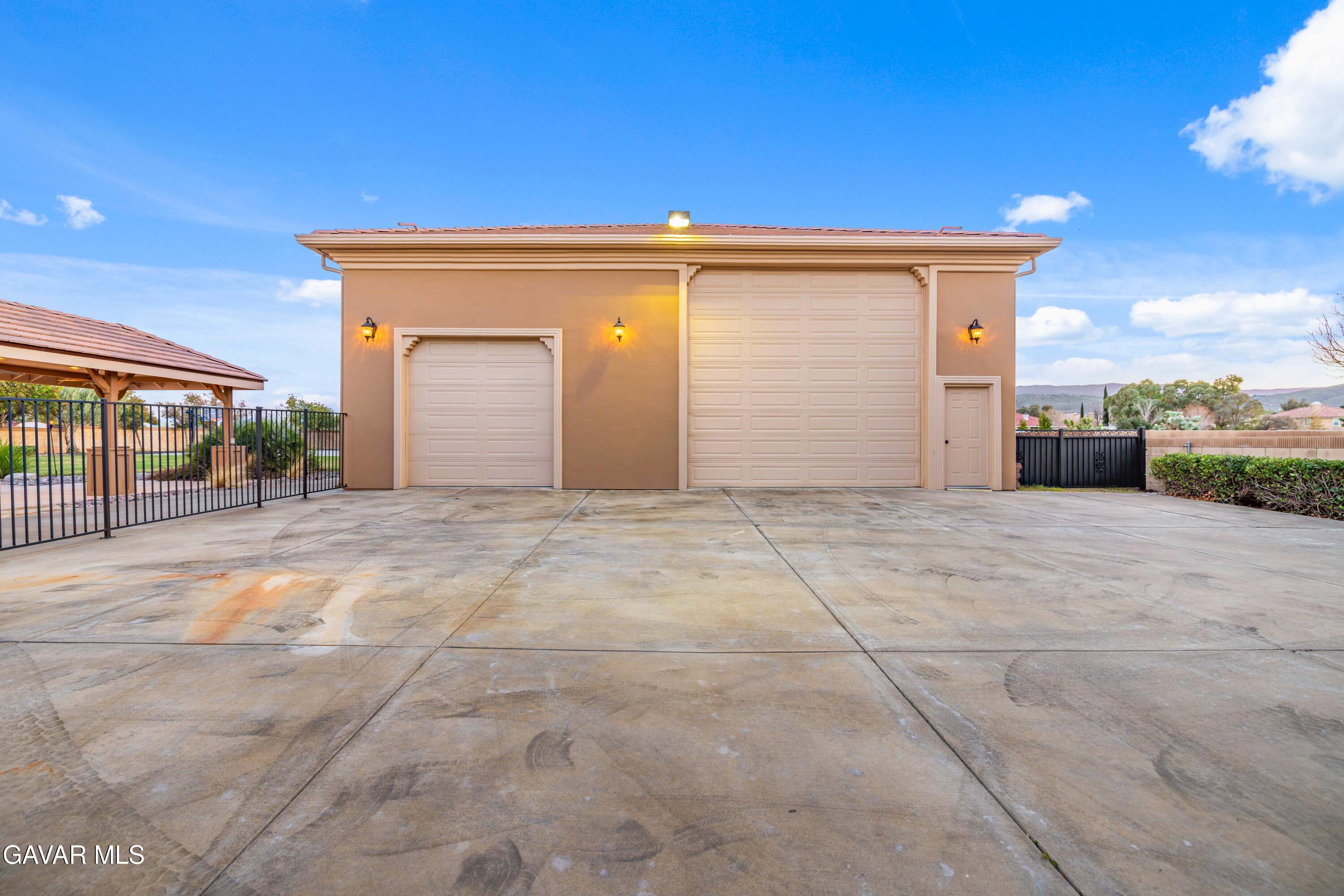 Lancaster, California, 93536, United States, 5 Bedrooms Bedrooms, ,5 BathroomsBathrooms,Residential,Active,2028251