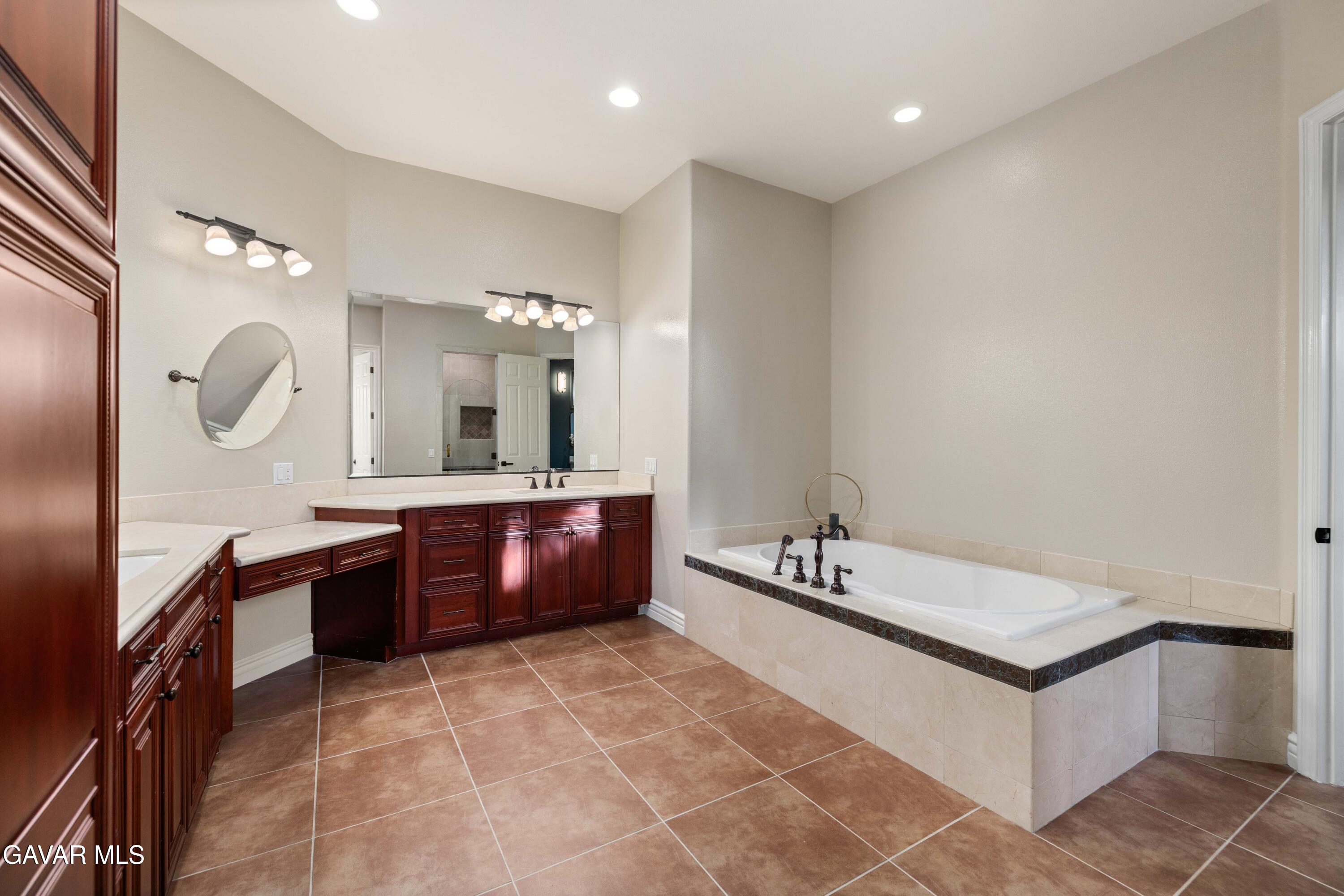 Lancaster, California, 93536, United States, 5 Bedrooms Bedrooms, ,5 BathroomsBathrooms,Residential,Active,2028251