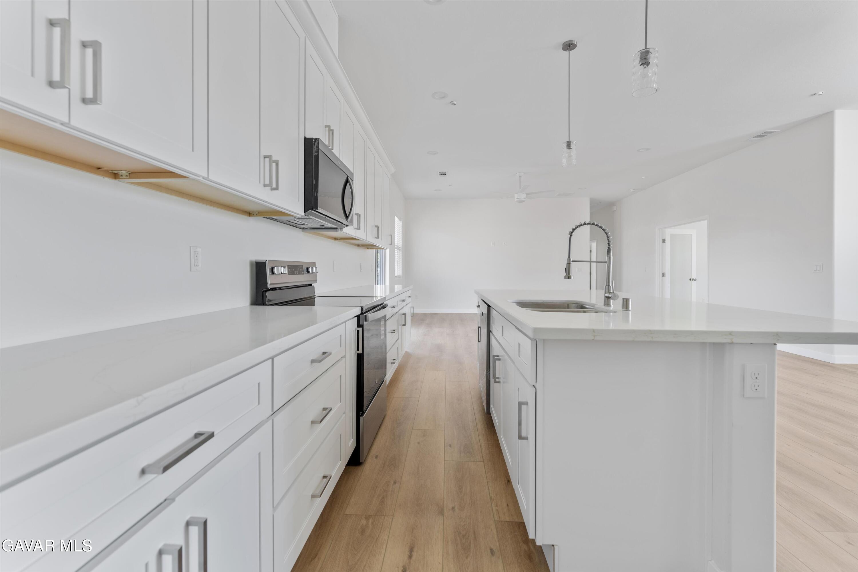 Tehachapi, California 93561, United States, 3 Bedrooms Bedrooms, ,2 BathroomsBathrooms,Residential,Active,172454