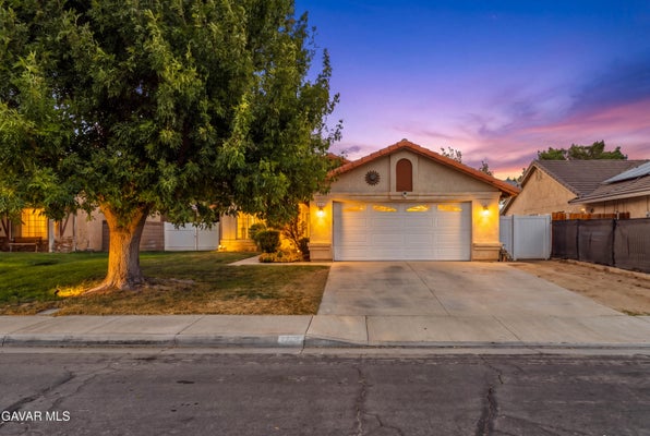 2811 LA VIDA DR, LANCASTER, CA 93535 - Image 28e44e7ed0dbcca8aef70c6c8c6f736e/611141838