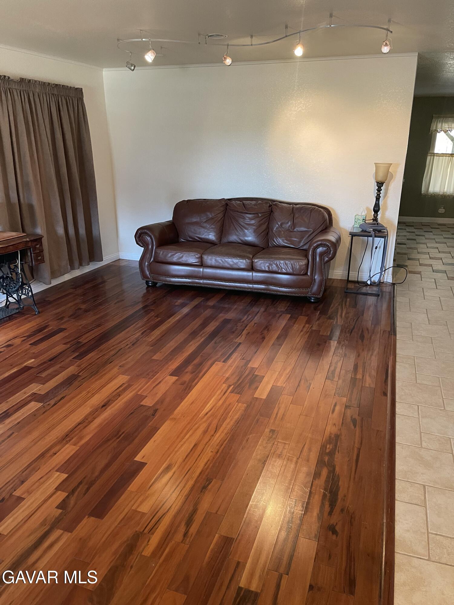 Rosamond, California 93560, United States, 4 Bedrooms Bedrooms, ,2 BathroomsBathrooms,Residential,Active,155860