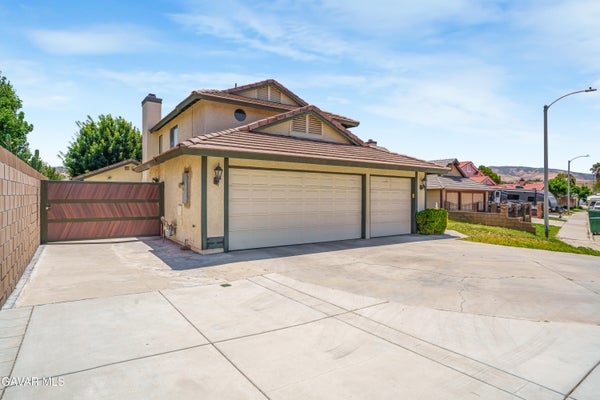 2102 REDROCK CT, PALMDALE, CA 93551 - Image 3ceac476b2fedfd8d235facff725e24e/931495824