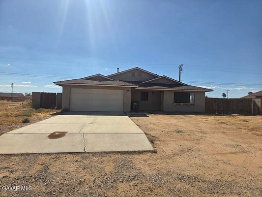 8720 S LOOP BLVD, CALIFORNIA CITY, CA 93505 - Image 3d87e8acfb9dfb3b034343d717639e1a/1372906842
