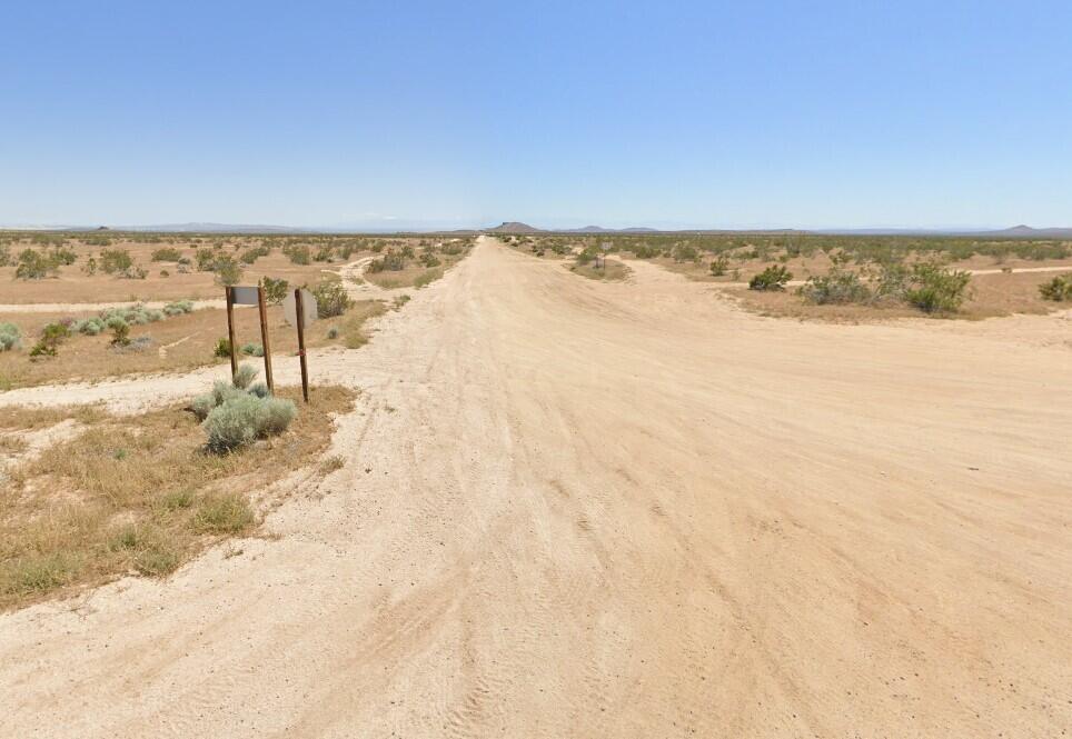 27606104 street to lot