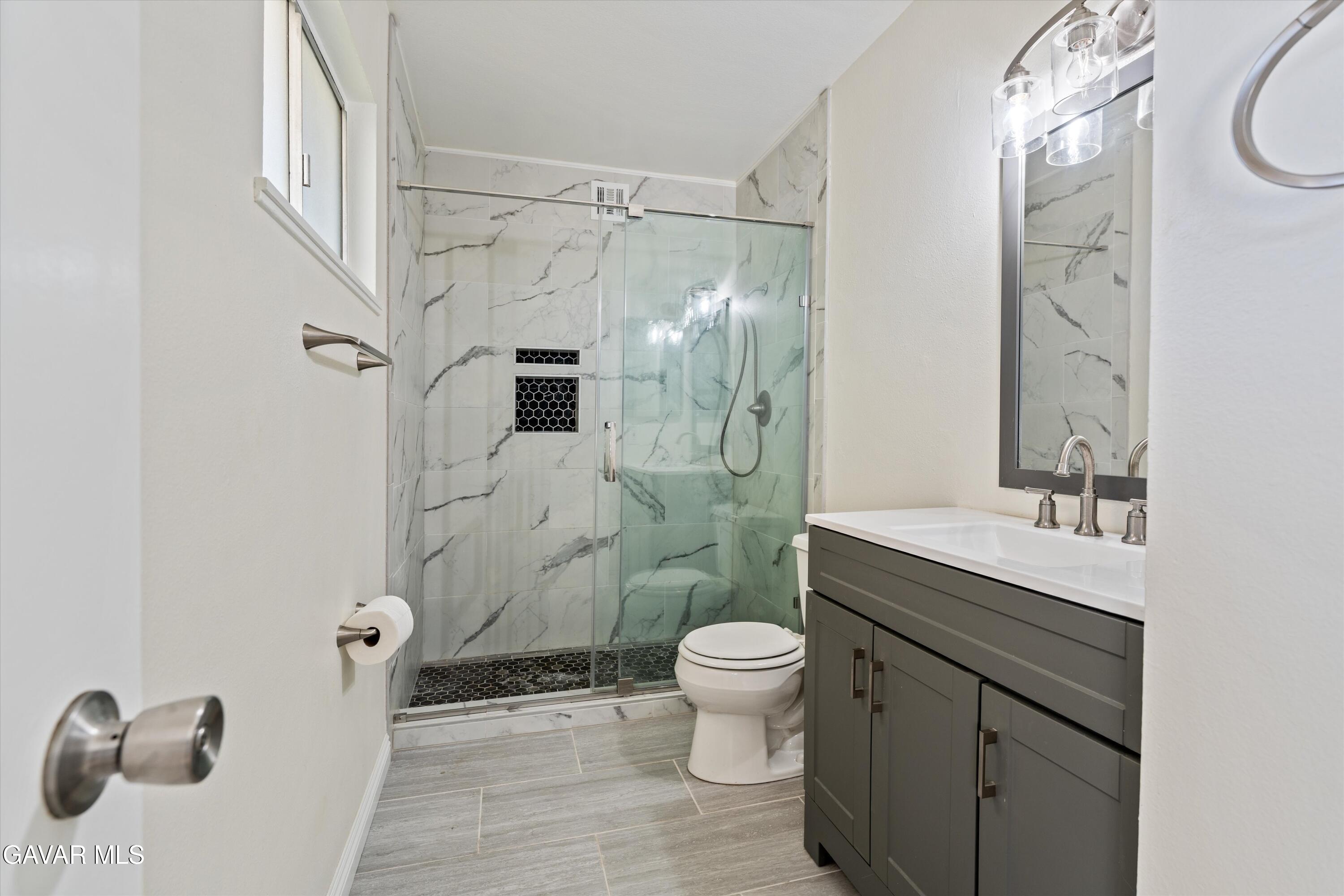 Bakersfield, California 93309, United States, 3 Bedrooms Bedrooms, ,2 BathroomsBathrooms,Residential,Active,227632