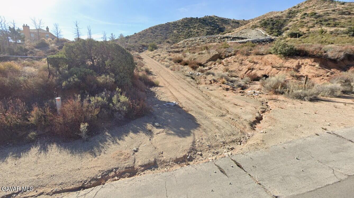 3058008023 road to lot 16th St