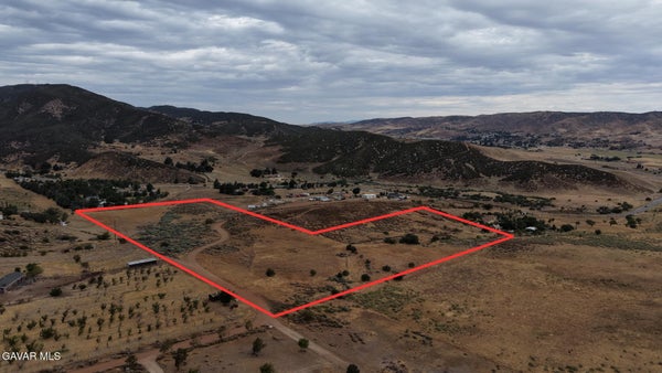 38990 ROGERS CREEK RD, PALMDALE, CA 93551 - Image a72b7ea99c3ce75a09efbc9b47d1f00c/3291887606