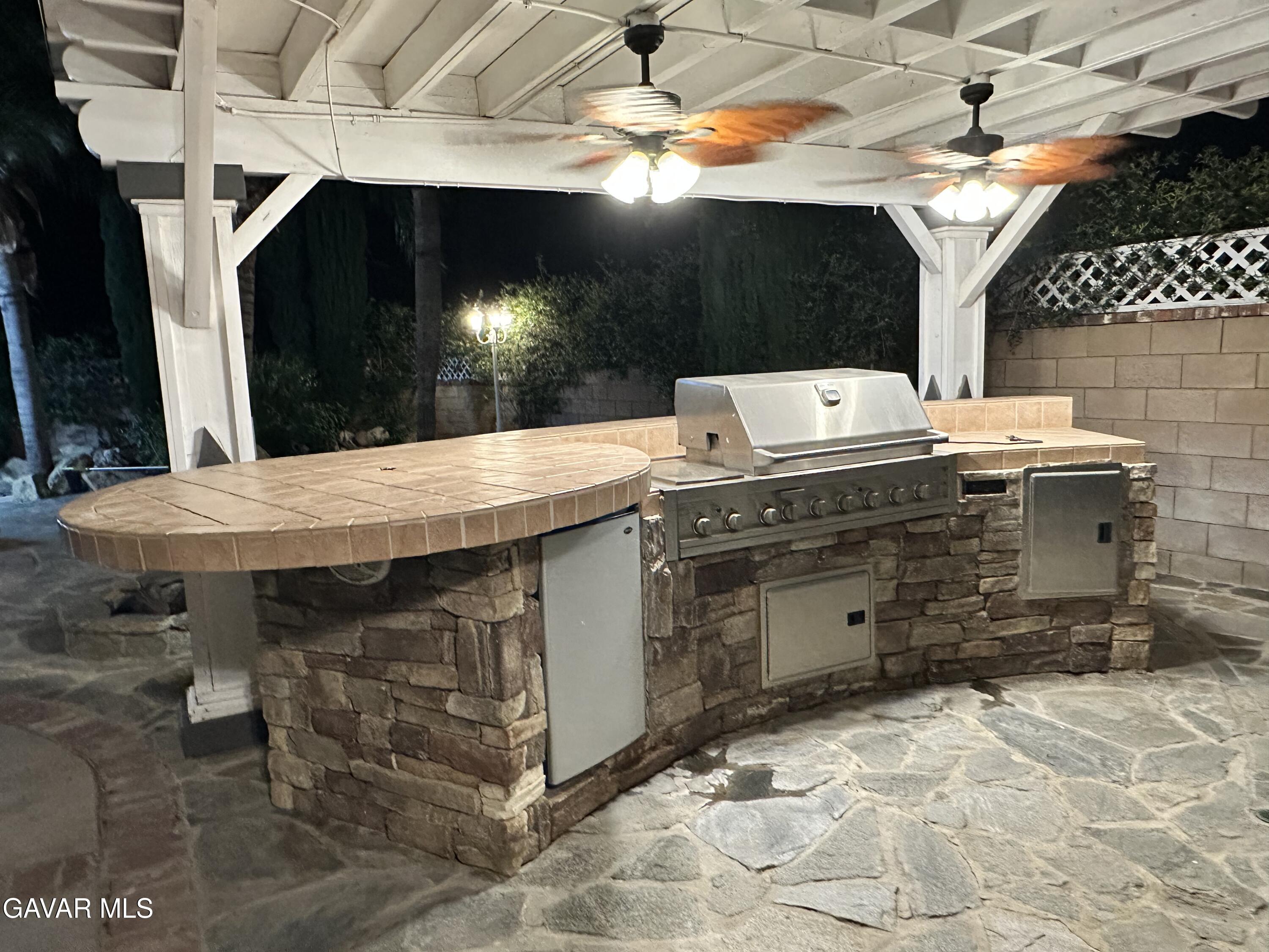 Quartz Hill, California, 93536, United States, 6 Bedrooms Bedrooms, ,4 BathroomsBathrooms,Residential,Active,2045703