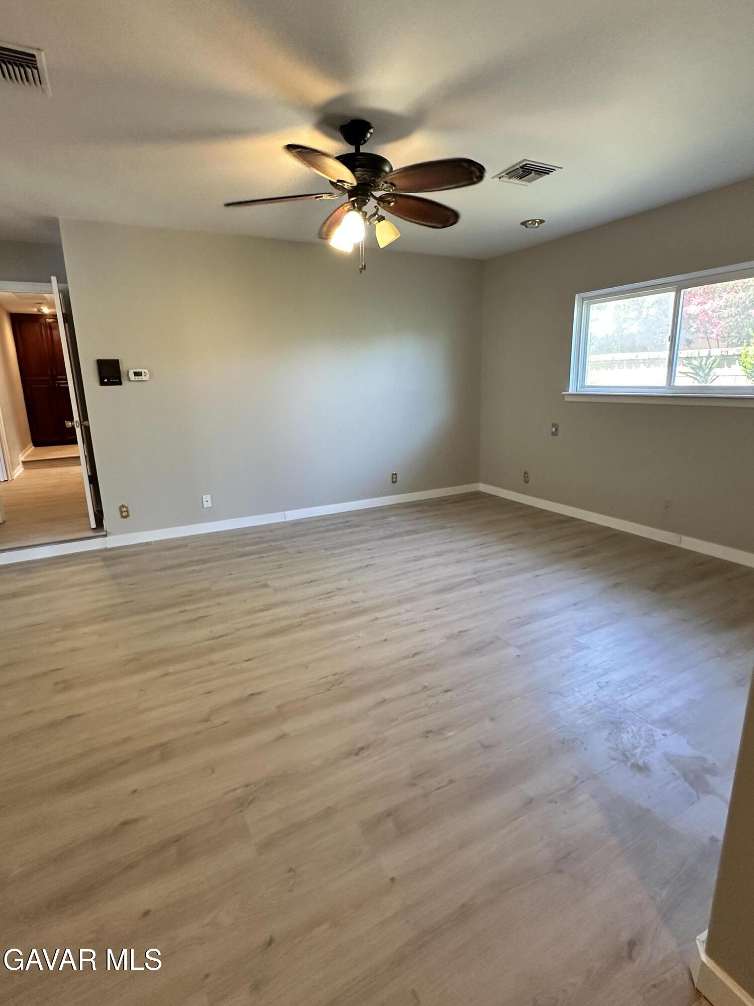 Quartz Hill, California, 93536, United States, 6 Bedrooms Bedrooms, ,4 BathroomsBathrooms,Residential,Active,2045703