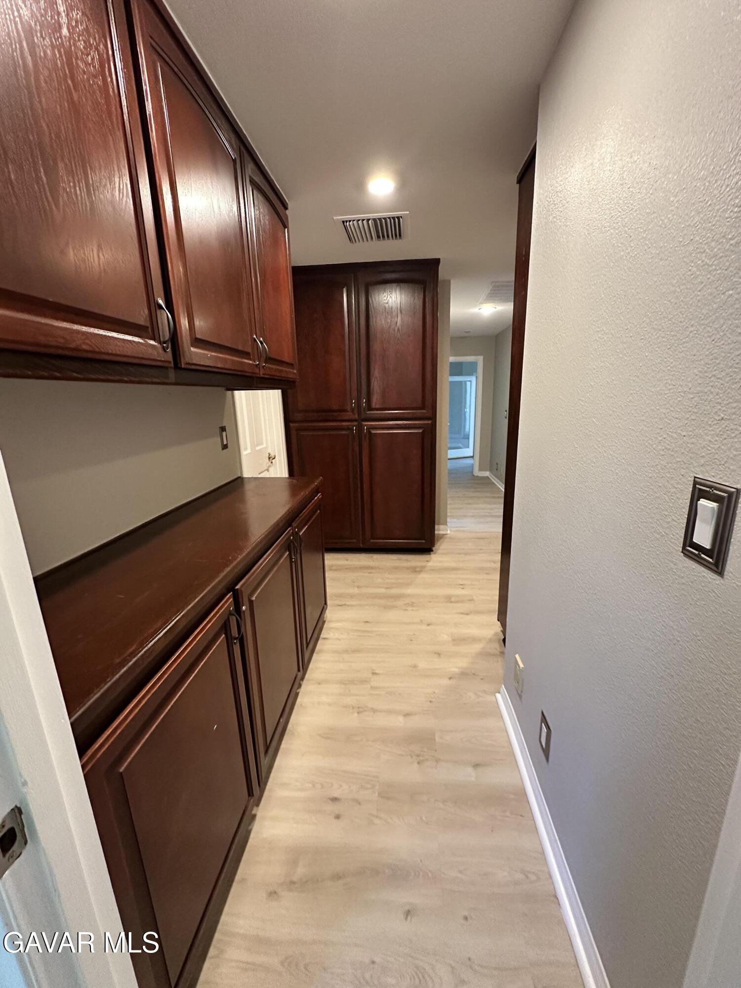 Quartz Hill, California, 93536, United States, 6 Bedrooms Bedrooms, ,4 BathroomsBathrooms,Residential,Active,2045703