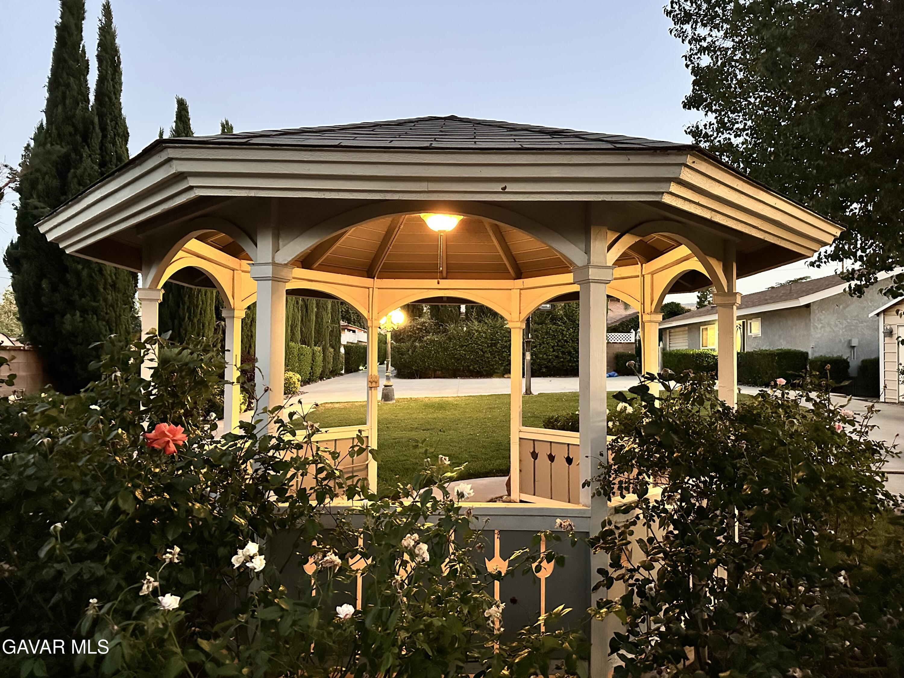 Quartz Hill, California, 93536, United States, 6 Bedrooms Bedrooms, ,4 BathroomsBathrooms,Residential,Active,2045703