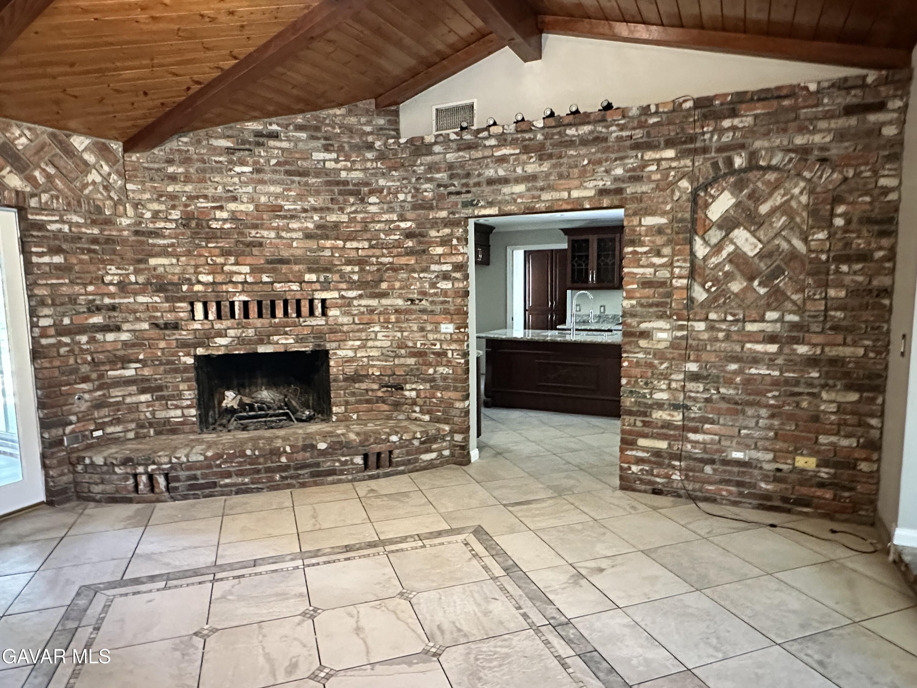 Quartz Hill, California, 93536, United States, 6 Bedrooms Bedrooms, ,4 BathroomsBathrooms,Residential,Active,2045703