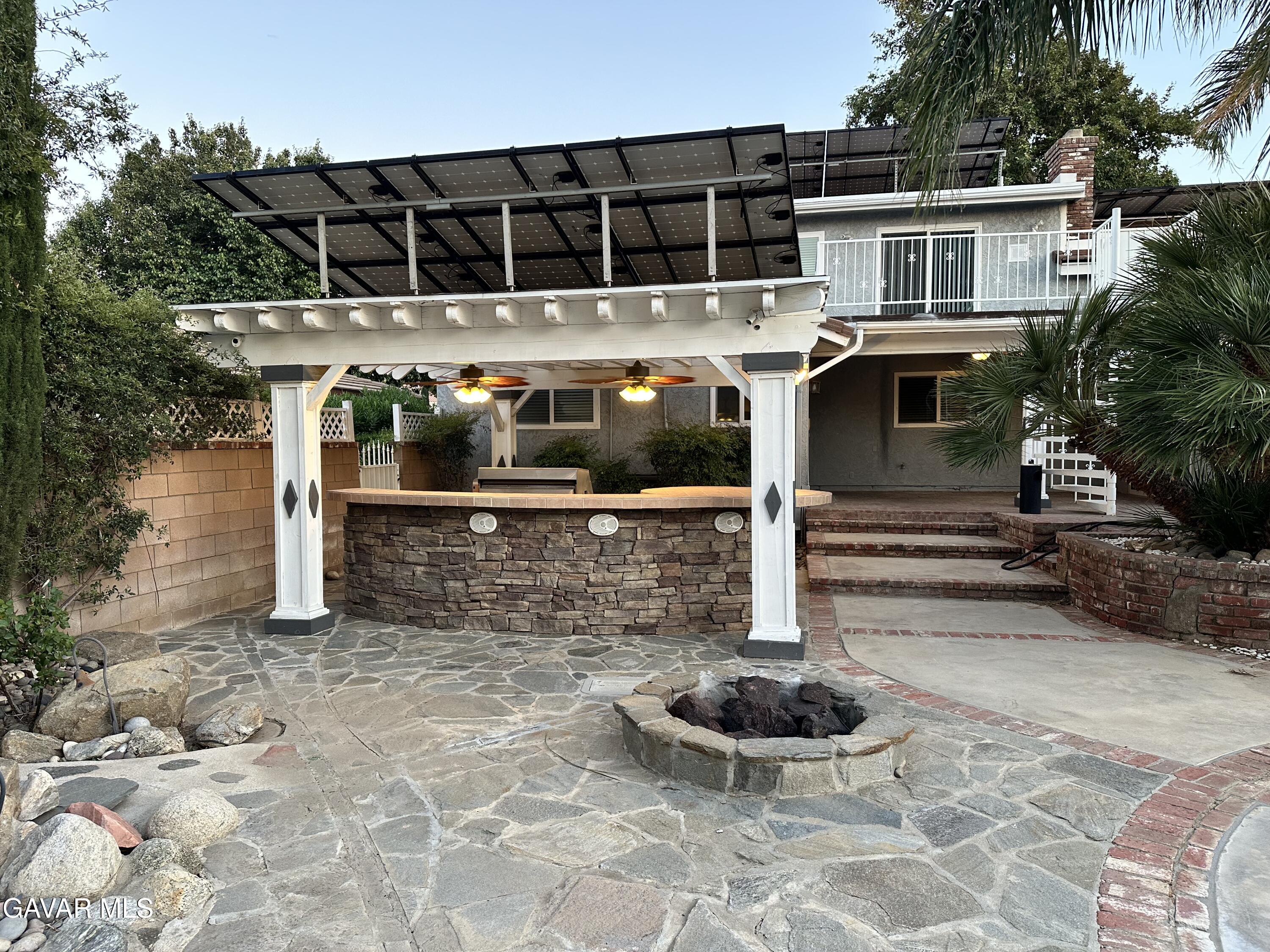 Quartz Hill, California, 93536, United States, 6 Bedrooms Bedrooms, ,4 BathroomsBathrooms,Residential,Active,2045703