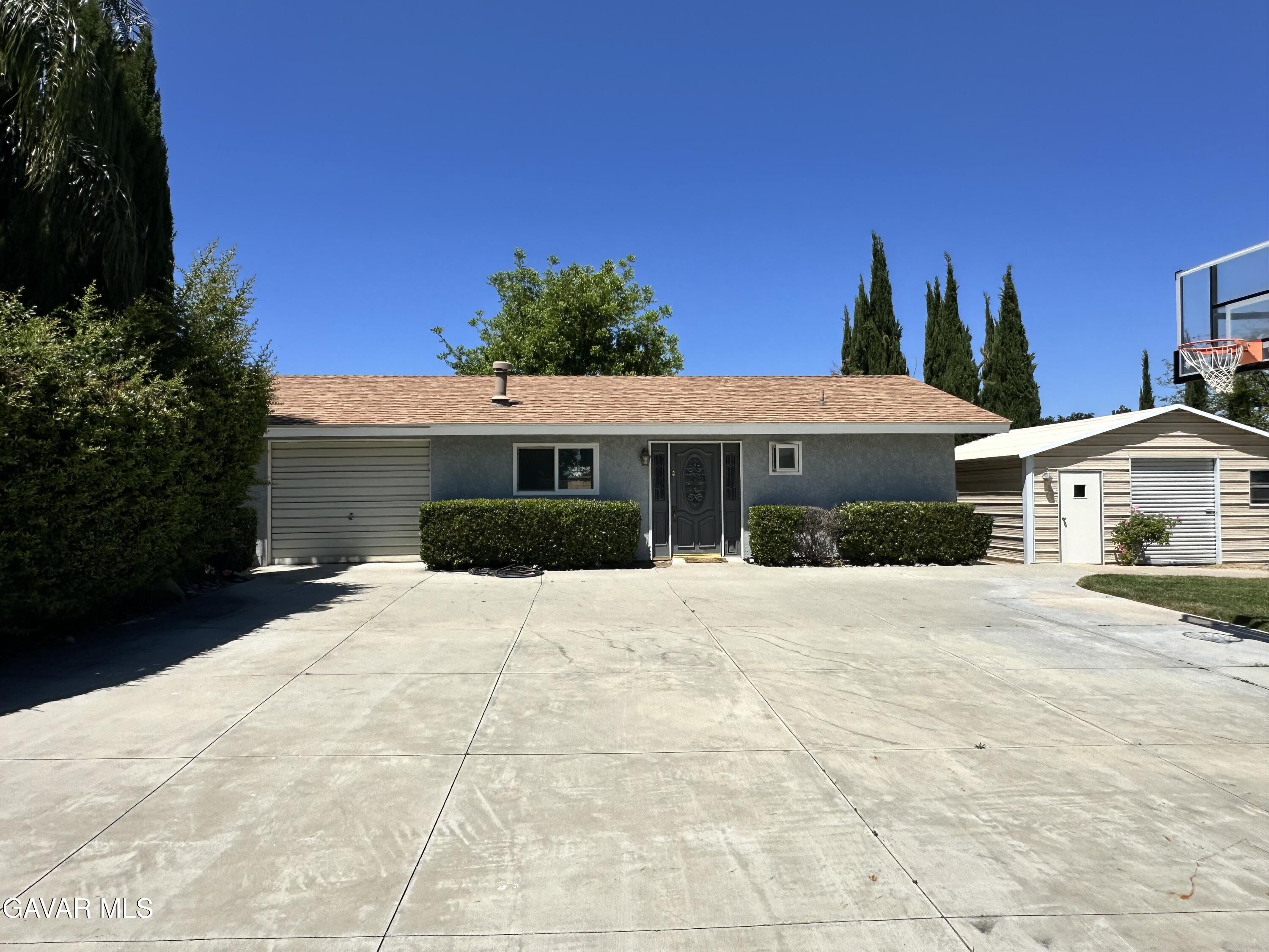 Quartz Hill, California, 93536, United States, 6 Bedrooms Bedrooms, ,4 BathroomsBathrooms,Residential,Active,2045703