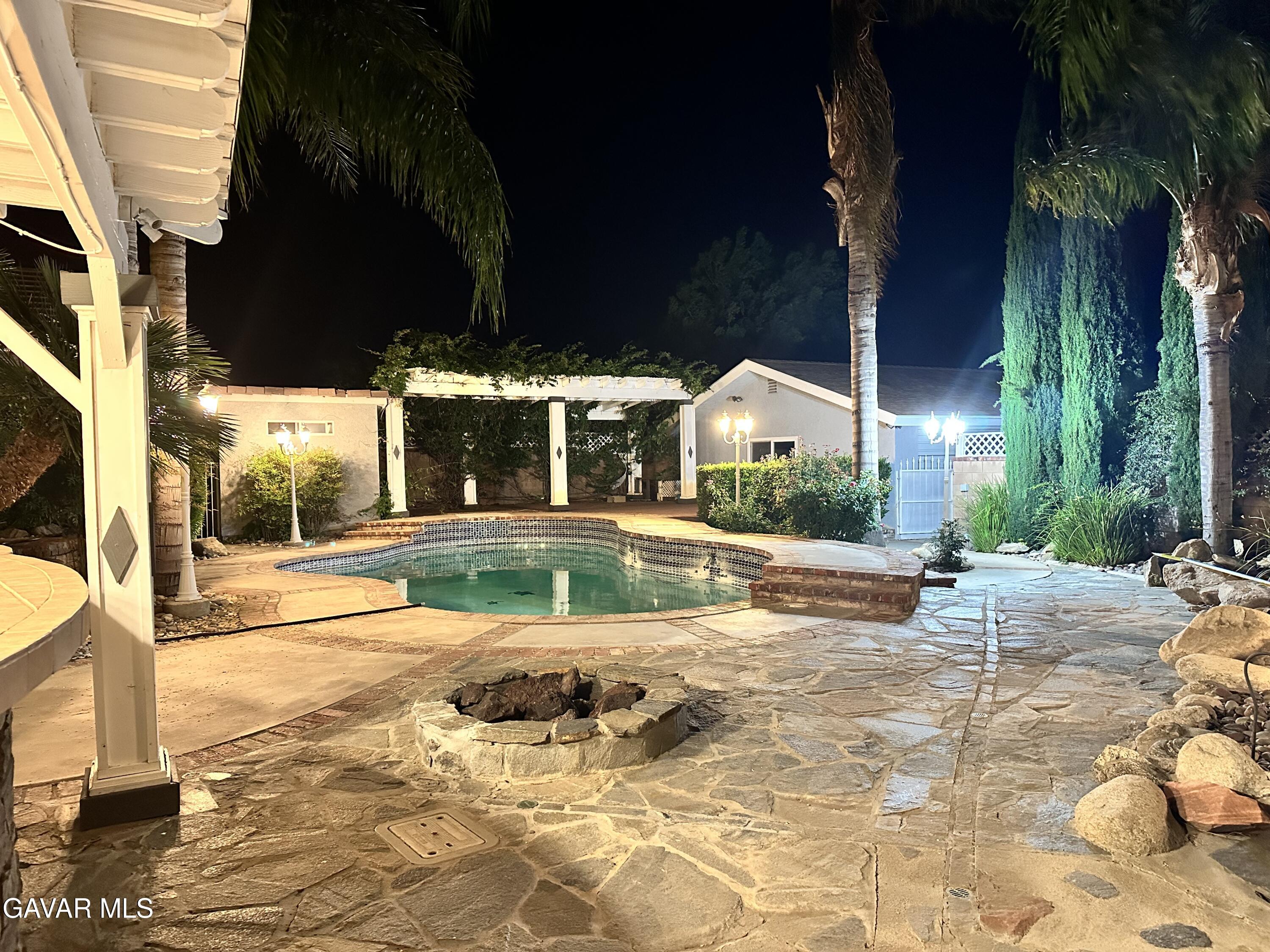 Quartz Hill, California, 93536, United States, 6 Bedrooms Bedrooms, ,4 BathroomsBathrooms,Residential,Active,2045703