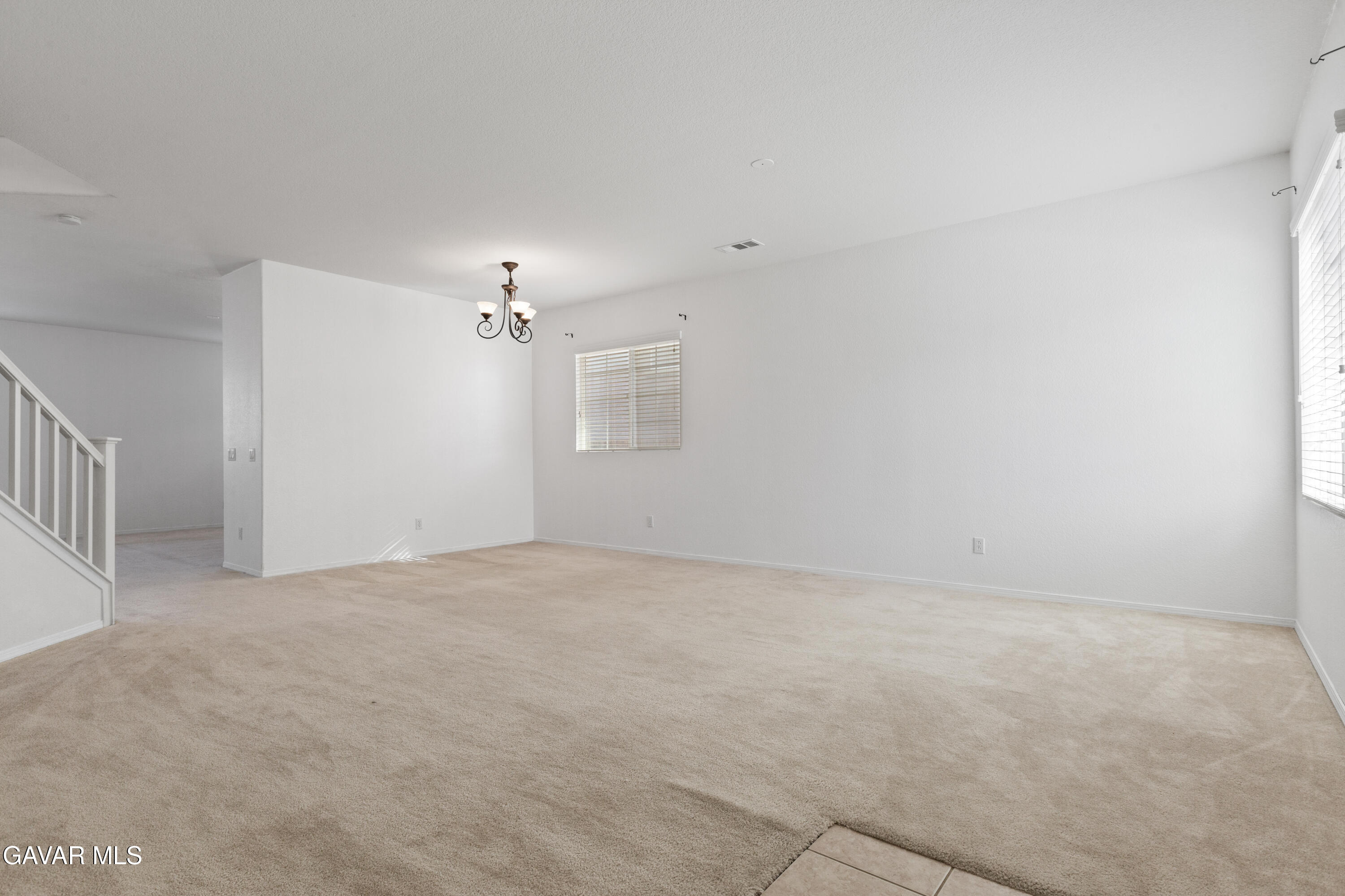 Palmdale, California 93551, United States, 4 Bedrooms Bedrooms, ,3 BathroomsBathrooms,Residential,Active,253372