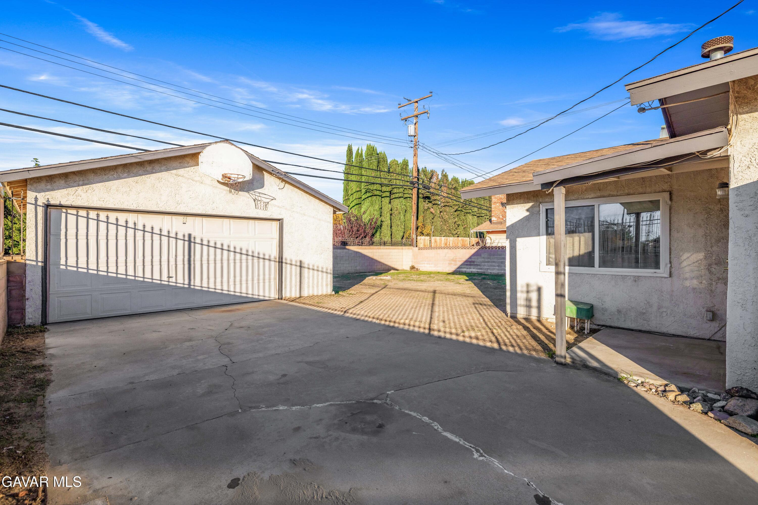 Palmdale, California 93552, United States, 3 Bedrooms Bedrooms, ,2 BathroomsBathrooms,Residential,Pending,252780